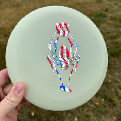 Discmania D-Line Glow P2 Putter with Spider Stamp - Speed 2