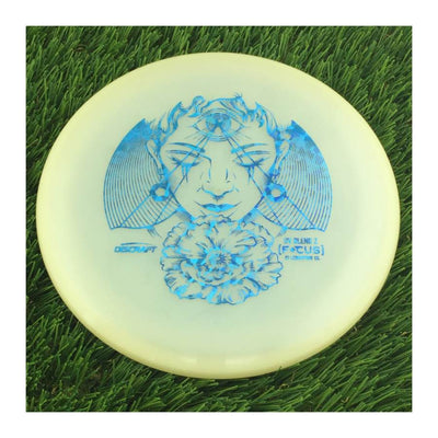 Discraft Elite Z UV Focus with 2023 Ledgestone Edition - Wave 3 Stamp - 174g - Translucent Cream