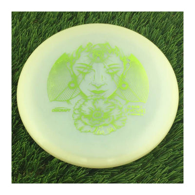 Discraft Elite Z UV Focus with 2023 Ledgestone Edition - Wave 3 Stamp - 174g - Translucent Cream