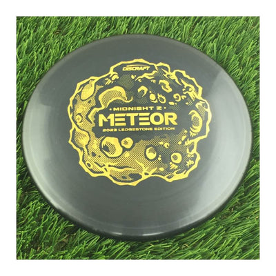 Discraft Elite Z Meteor with 2023 Ledgestone Edition - Wave 3 Stamp - 177g - Translucent Black