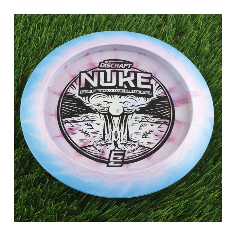 Discraft ESP Swirl Nuke with Ezra Aderhold Tour Series 2023 Stamp - 174g - Solid Blue