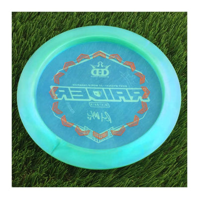 Dynamic Discs Lucid-X Chameleon Glimmer Raider with RickyWysocki - 2X World Champion & Sockibomb Ring Bottom Stamp - 173g - Translucent Blue