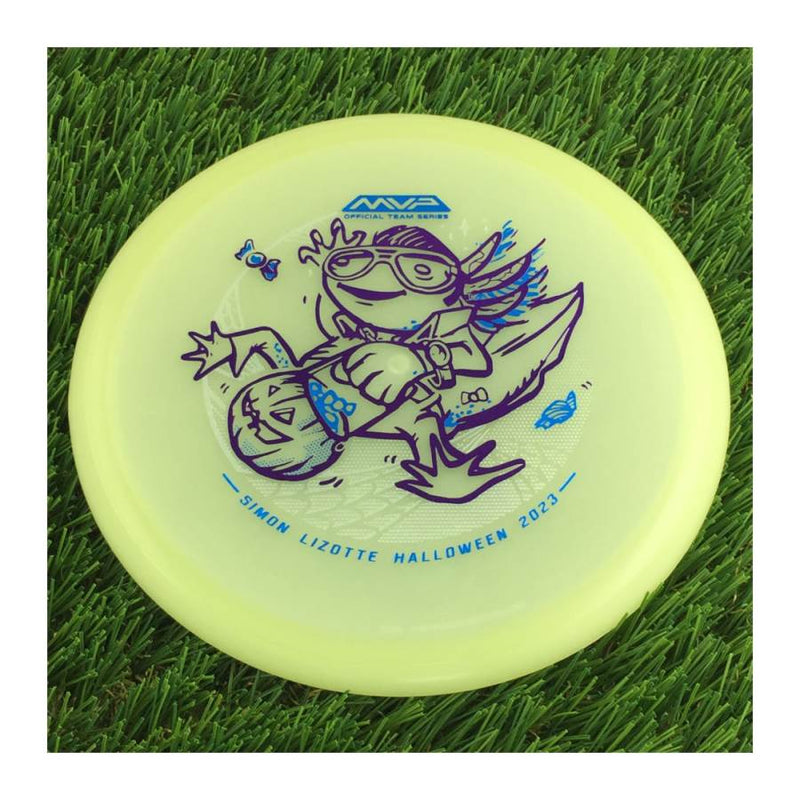 Axiom Total Eclipse Color Glow Hex with Elvis 2023 Simon Lizotte Team Series Trick-Or-Treating Leapin&