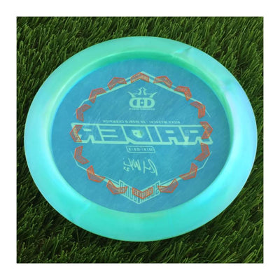 Dynamic Discs Lucid-X Chameleon Glimmer Raider with RickyWysocki - 2X World Champion & Sockibomb Ring Bottom Stamp - 173g - Translucent Blue