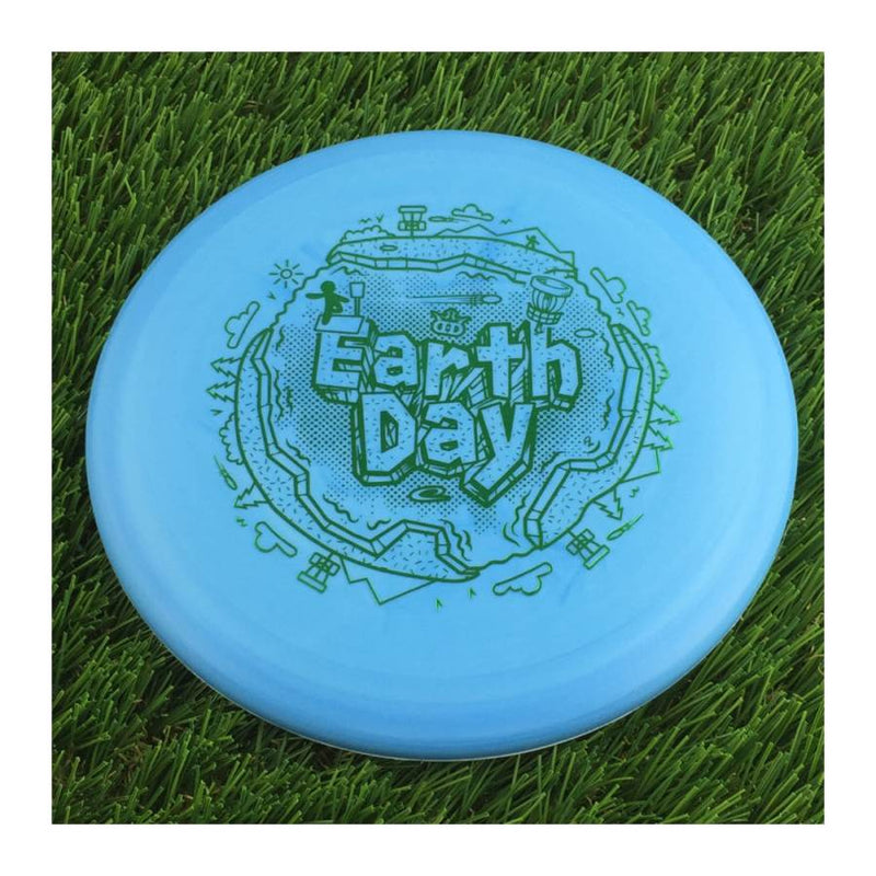 Latitude 64 Eco Zero Keystone with Earth Day 2023 Stamp - 175g - Solid Blue