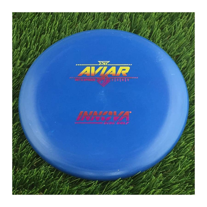 Innova XT Aviar Putter with Burst Logo Stock Stamp - 140g - Solid Blue