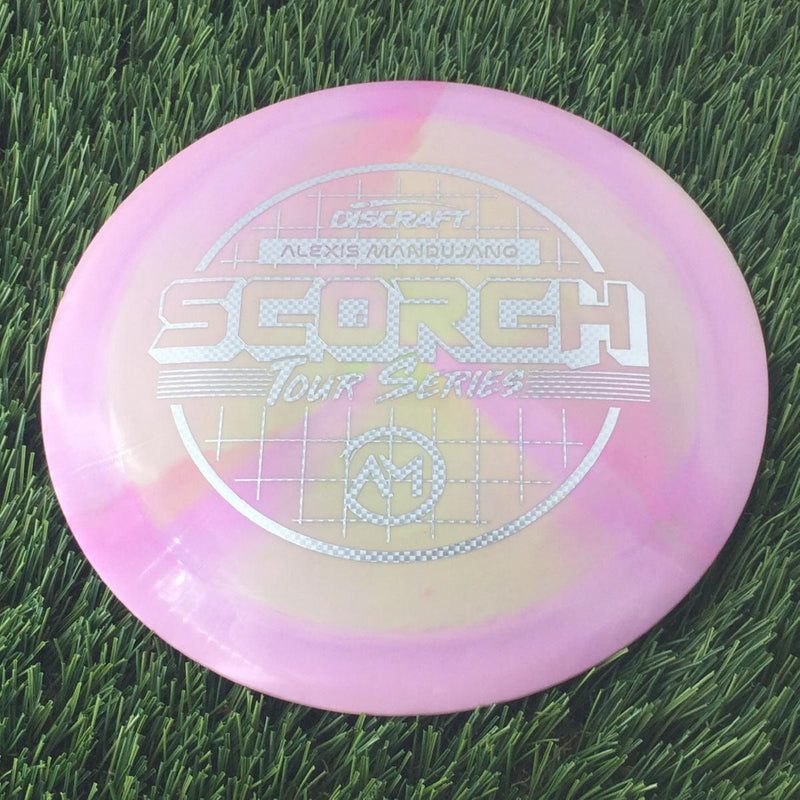 Discraft ESP Swirl Scorch with Alexis Mandujano Tour Series 2022 Stamp - 169g Muted Pink