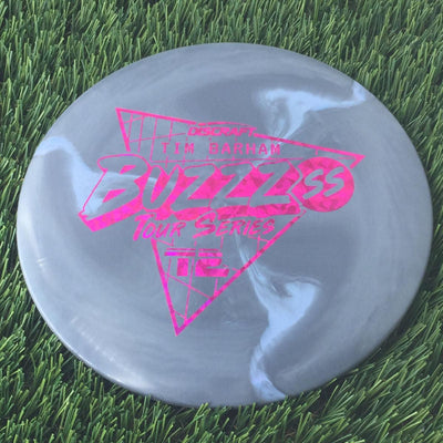 Discraft ESP Swirl BuzzzSS with Tim Barham Tour Series 2022 Stamp - 180g Dark Grey