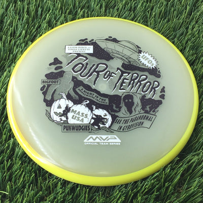 Axiom Eclipse Glow 2.0 Pixel with A Night in the Bridgewater Triangle - Axiom Discs & Simon Lizotte Present the 2024 MVP Halloween Tour of Terror Stamp - 174g - Translucent Glow