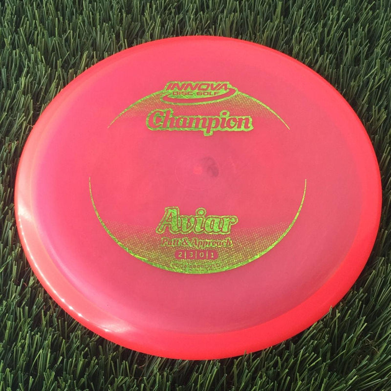 Innova Champion Aviar Putter with Circle Fade Stock Stamp - 168g - Translucent Pink