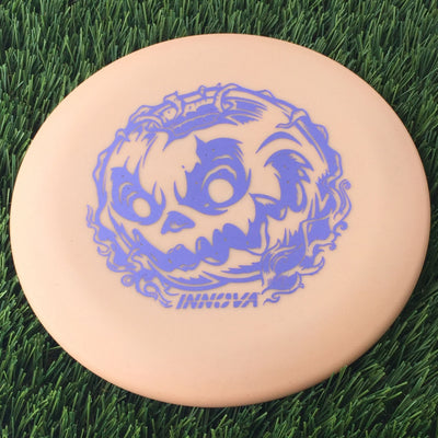 Innova Nexus Color Glow Aviar Putter with Doom Pumpkin - Innova Halloween 2024 Stamp - 165g Light Orange