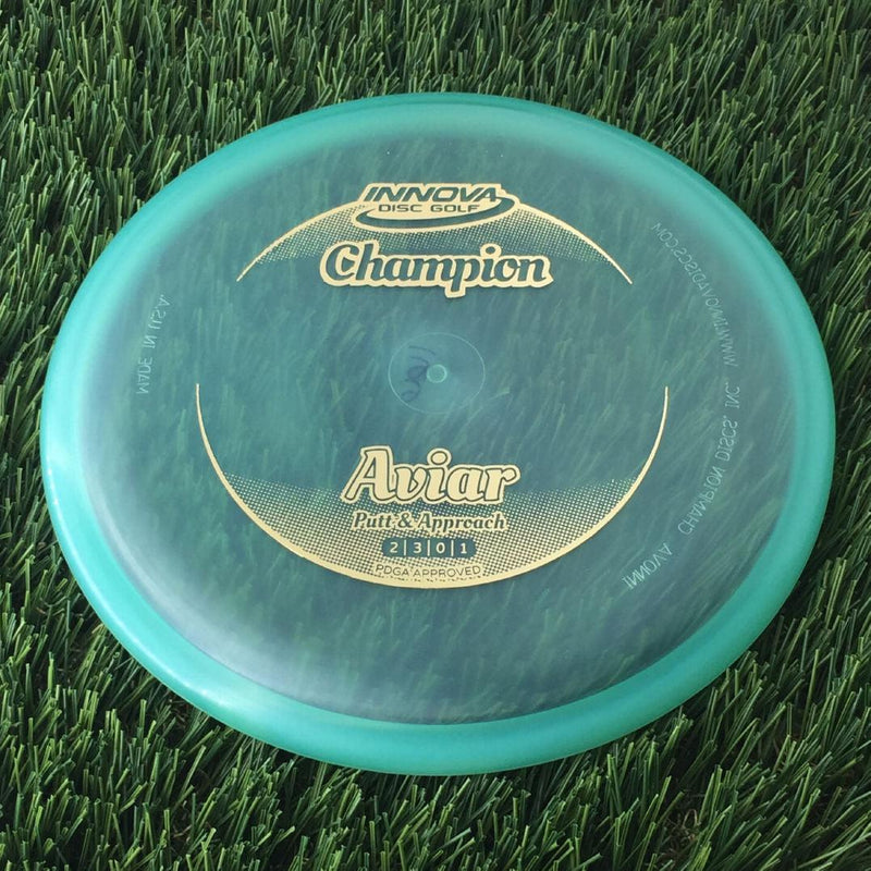 Innova Champion Aviar Putter with Circle Fade Stock Stamp - 166g - Translucent Blue