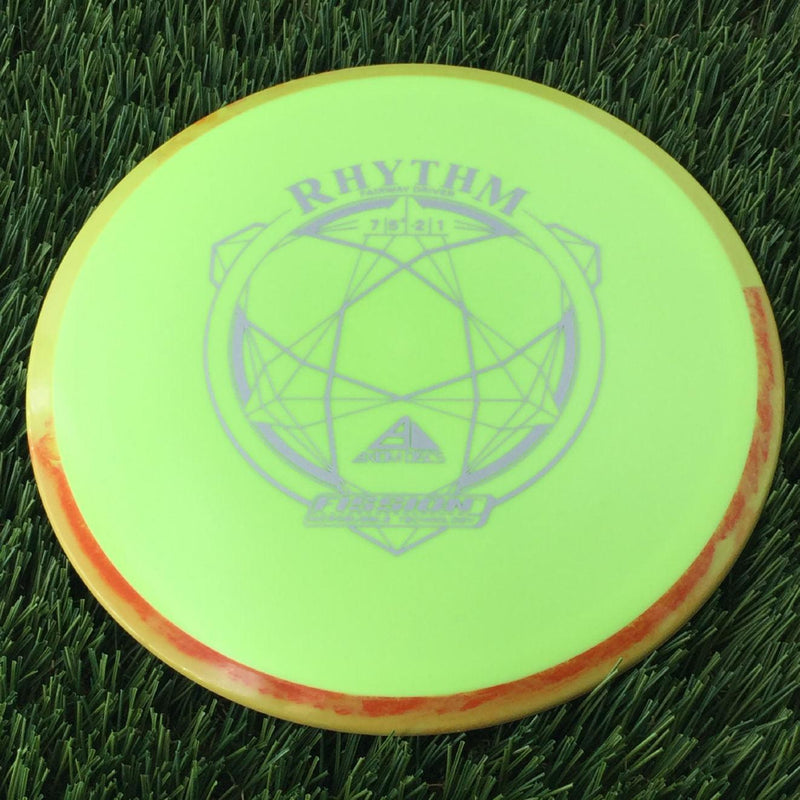 Axiom Fission Rhythm 7|5.5|-2|1 - 174g Pale Yellow