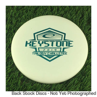 Latitude 64 Retro Line Keystone with Trilogy Challenge 2019 Stamp